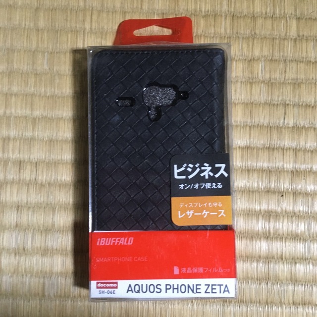 Buffalo(バッファロー)のAQUOS PHONE ZETA SH-06E専用手帳型レザーケース スマホ/家電/カメラのスマホアクセサリー(Androidケース)の商品写真