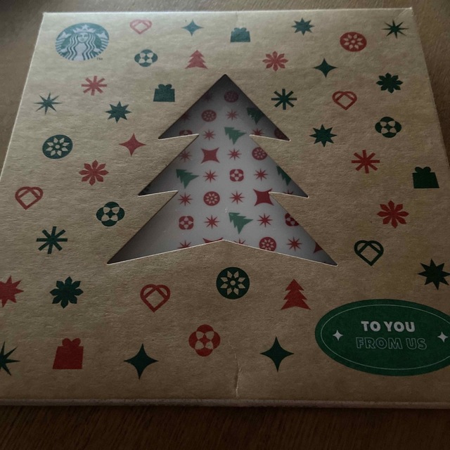 Starbucks(スターバックス)のスターバックス　クリスマスプレート白 インテリア/住まい/日用品のキッチン/食器(食器)の商品写真