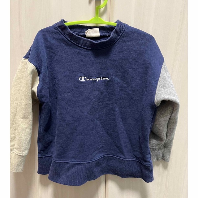 Champion(チャンピオン)のチャンピオン トレーナー キッズ/ベビー/マタニティのキッズ服男の子用(90cm~)(ニット)の商品写真