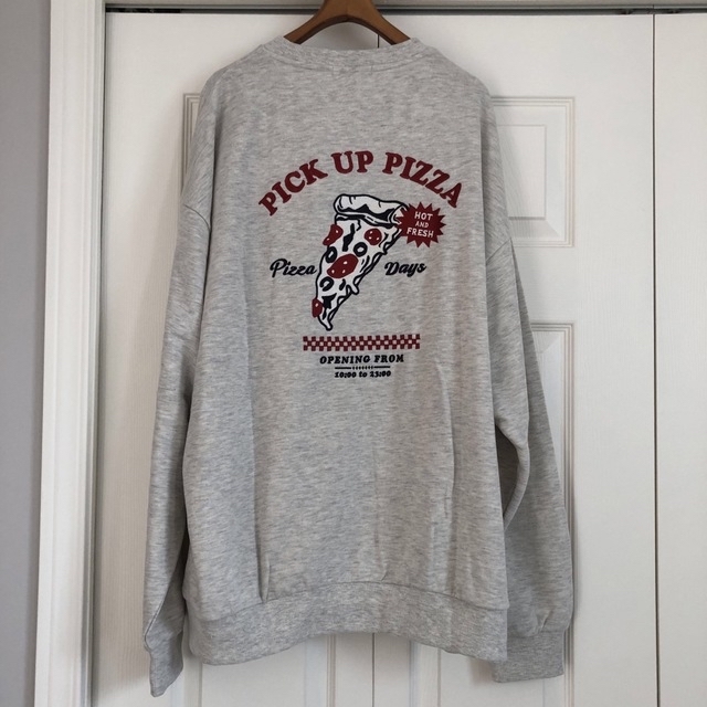 FREAK'S STORE(フリークスストア)のWEB限定 ビッグシルエット バック刺繍 クルーネックスウェット/PIZZA メンズのトップス(スウェット)の商品写真