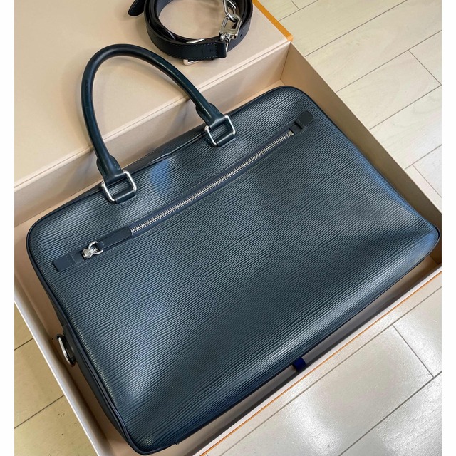新品?正規品 LOUIS ブリーフケース エピ MM PDB Vuitton Louis