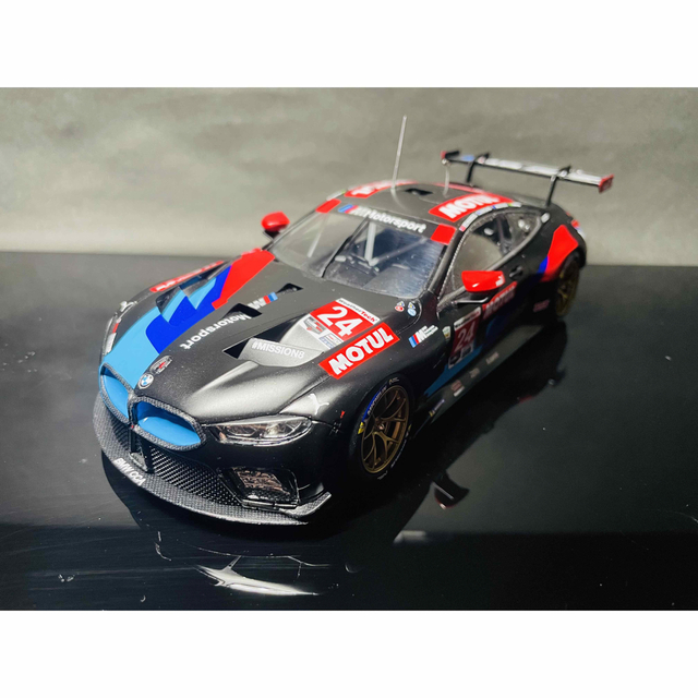 NUNU BMW M8 GTE プラモデル完成品