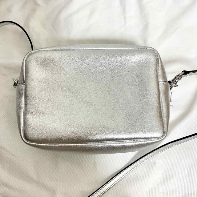 新品未使用 J&M Davidson リップスティックポシェット シルバー- 新品未使用 J&M Davidson リップスティックポシェット シルバー-