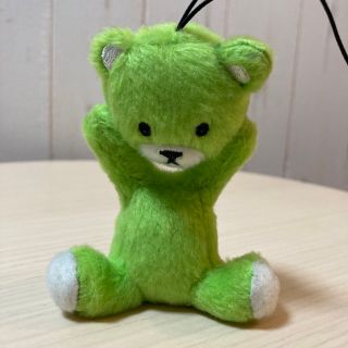 ガチャ　緑のクマストラップ(ぬいぐるみ)