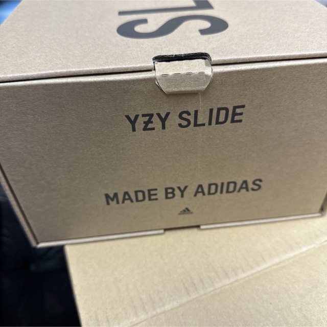 YEEZY（adidas）(イージー)のadidas YEEZY Slide Resin イージースライド レジン メンズの靴/シューズ(サンダル)の商品写真