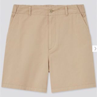 ユニクロ(UNIQLO)のユニクロ　チノショートパンツ　ベージュ　L(ショートパンツ)