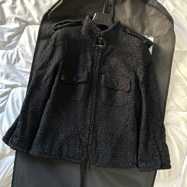 CHANEL 06C TWEED EPAULETS JACKET