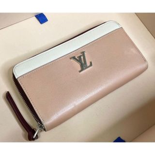 ルイヴィトン(LOUIS VUITTON)のLouis Vuitton Lock Me ジッピー ラウンドファスナー(財布)