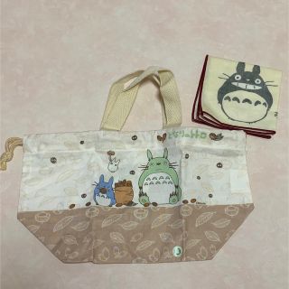 ジブリ(ジブリ)のとなりのトトロ　ランチバッグ　ミニハンカチ　新品(弁当用品)