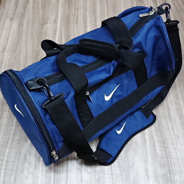 NIKE ナイキ/ショルダーバッグ/スポーツバッグ