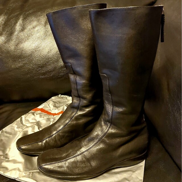 らん様 フランスデパートで購入 VALENTINO 一生モノブーツ www