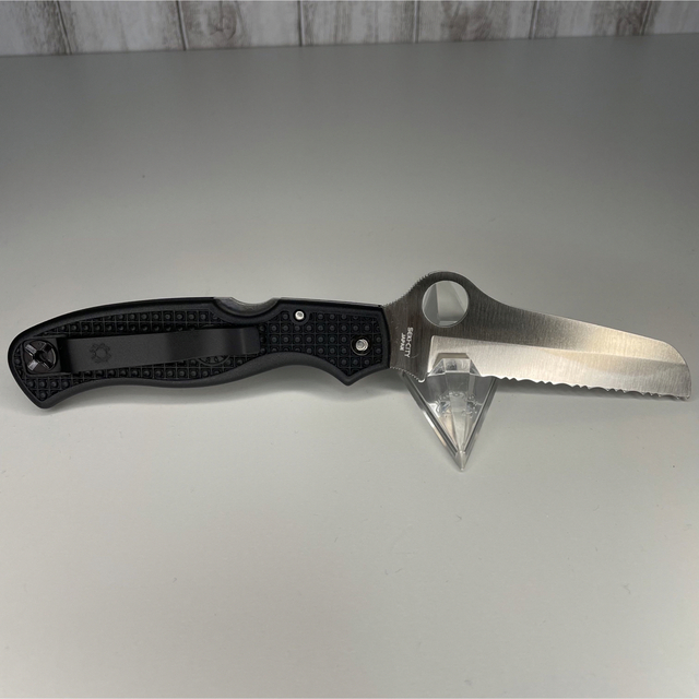 Spyderco(スパイダルコ)のSpyderco スパイダルコ　レスキュー3 (93mm) スポーツ/アウトドアのアウトドア(その他)の商品写真