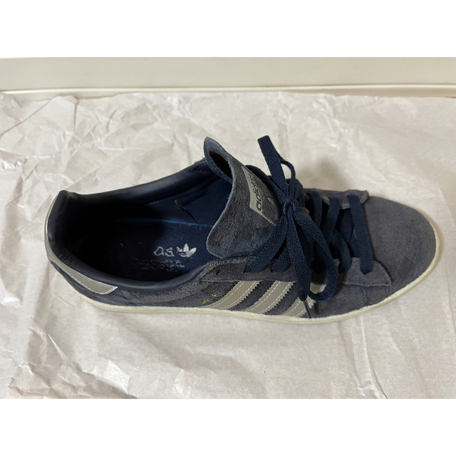 adidas(アディダス)のアディダス キャンパス ネイビー/シルバー【サイズ】:27.5cm メンズの靴/シューズ(スニーカー)の商品写真