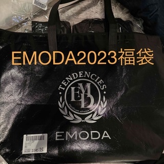 エモダ(EMODA)のEMODA2023年福袋(セット/コーデ)