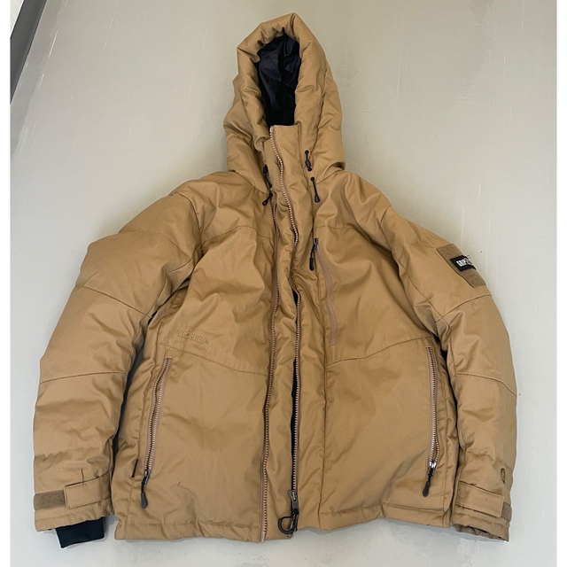 NANGA(ナンガ)のFIREPROOF DOWN JKT 3.0  デザートコヨーテ　L メンズのジャケット/アウター(ダウンジャケット)の商品写真