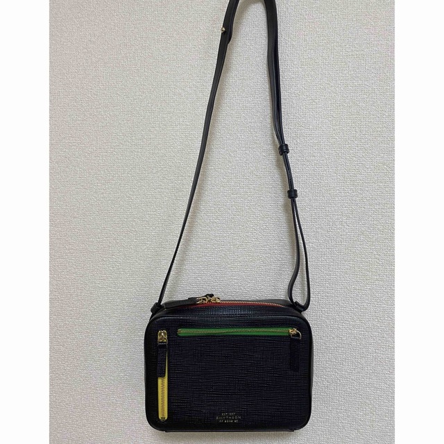 Smythson(スマイソン)のスマイソン　パナマ　クロスボディバッグ　黒　ブラック レディースのバッグ(ショルダーバッグ)の商品写真