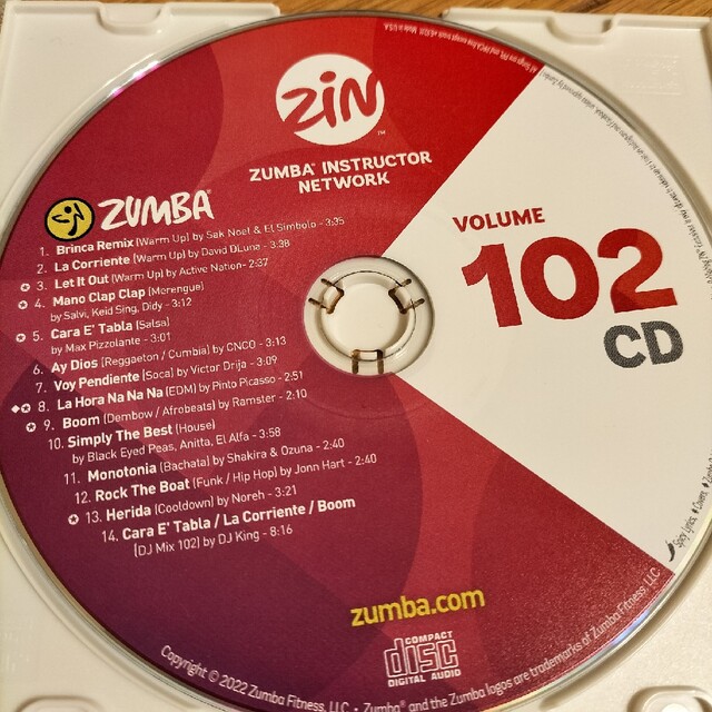 2セット以上購入で、おまけ1本 ZUMBA ズンバCD/DVD セットVol. 102