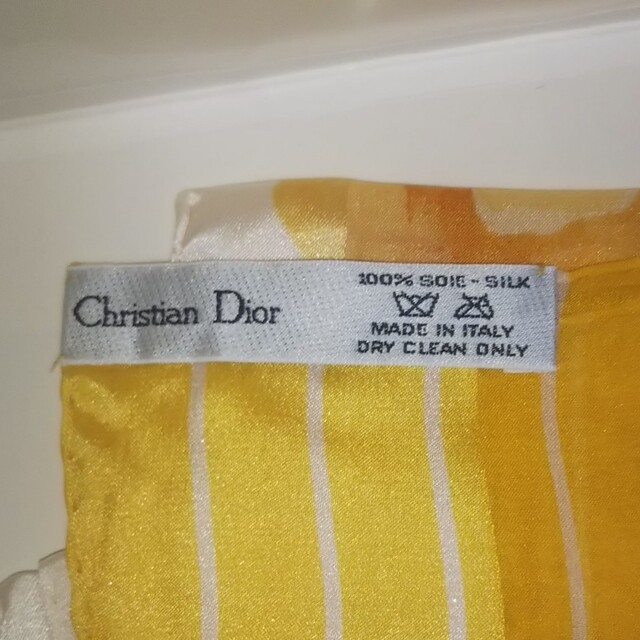 Christian Dior(クリスチャンディオール)のChristian Dior シルクスカーフ レディースのファッション小物(バンダナ/スカーフ)の商品写真