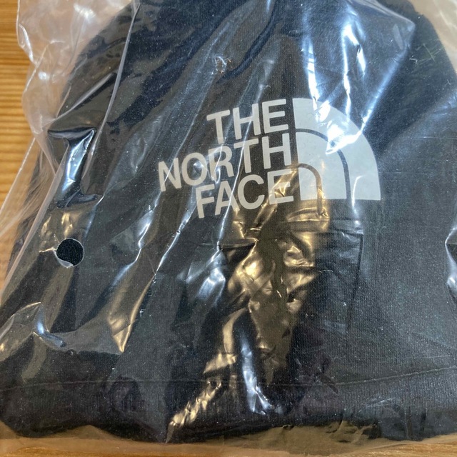 THE NORTH FACE(ザノースフェイス)の【新品未使用】ザ ノースフェイス アウトドア用 ガス缶 カバー スポーツ/アウトドアのアウトドア(その他)の商品写真