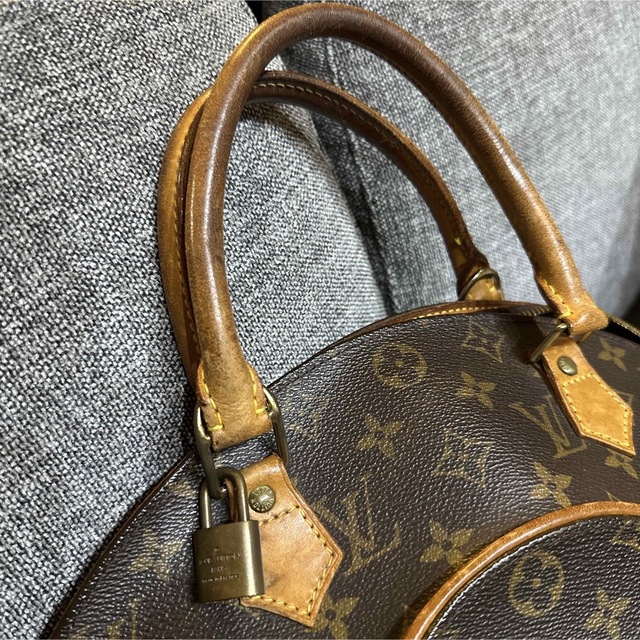 LOUIS VUITTON(ルイヴィトン)のLOUIS VUITTON ルイヴィトン　エリプス レディースのバッグ(ハンドバッグ)の商品写真