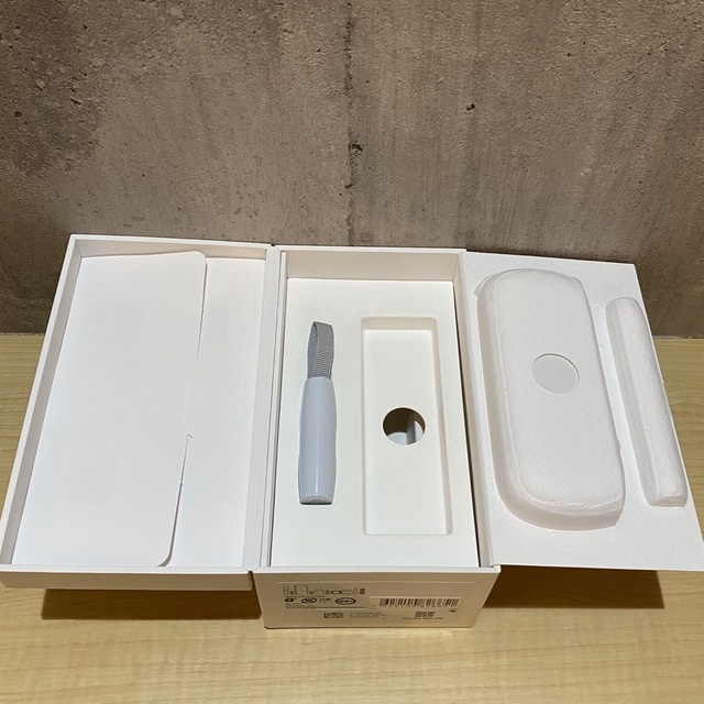 IQOS(アイコス)のiQOS 3 DUO アイコス 3 デュオ ホワイト セット おまけ付き メンズのファッション小物(タバコグッズ)の商品写真