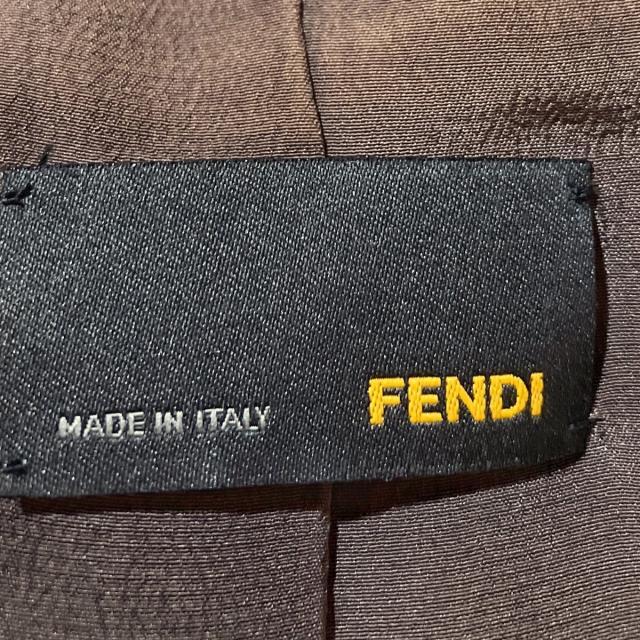 FENDI(フェンディ)のフェンディ コート サイズ40 M レディース レディースのジャケット/アウター(その他)の商品写真