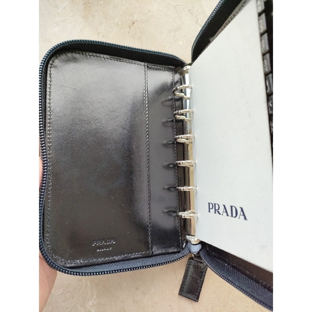 PRADA(プラダ)のプラダ システム手帳 カバー 革製 インテリア/住まい/日用品の文房具(カレンダー/スケジュール)の商品写真