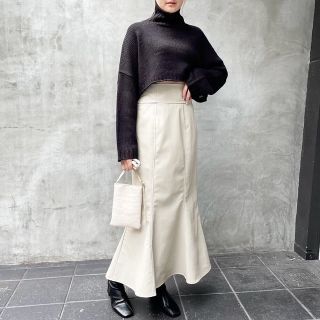 レザーマーメイドスカート(ロングスカート)