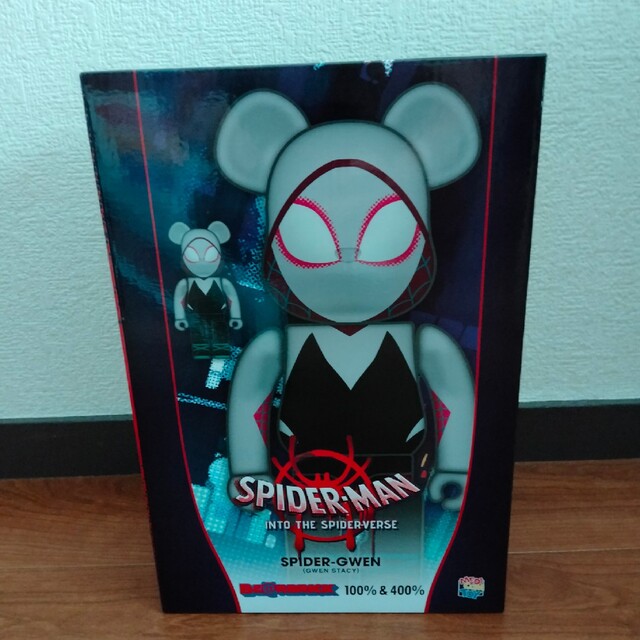 新品未開封♪　BE@RBRICK SPIDER-GWEN 100％ ＆ 400％