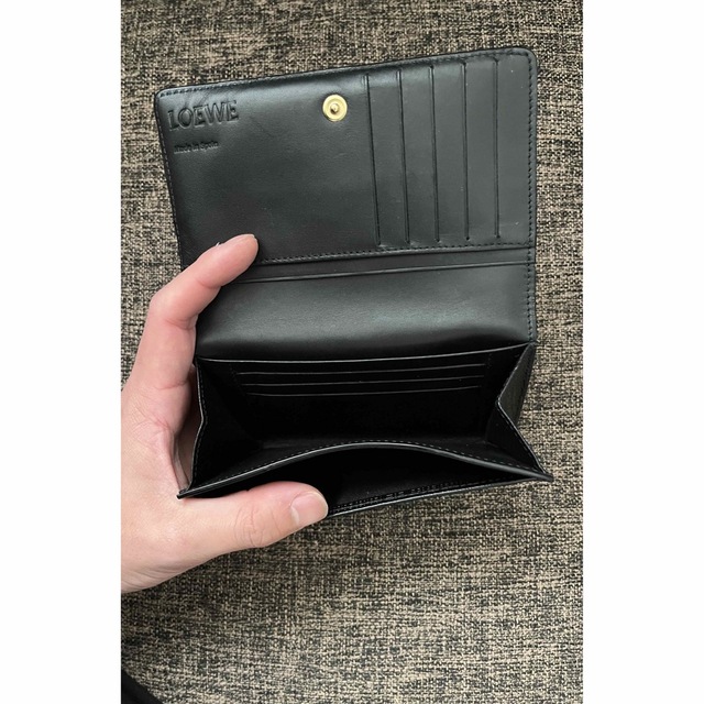 LOEWE(ロエベ)のLOEWE 三つ折り　財布　リネン レディースのファッション小物(財布)の商品写真