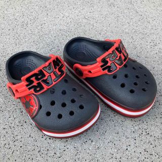 クロックス(crocs)の【美品】クロックス スターウォーズ ダースベイダー(サンダル)