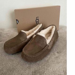 アグ(UGG)の新品未使用⭐️ アグ　アンスレー(スリッポン/モカシン)