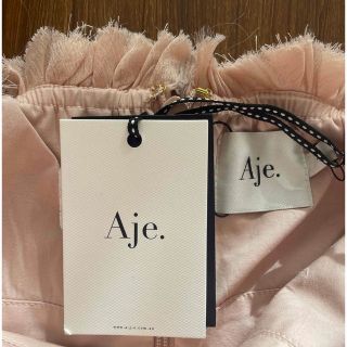 新品!タグ付!AJE トップス ドゥロワー-