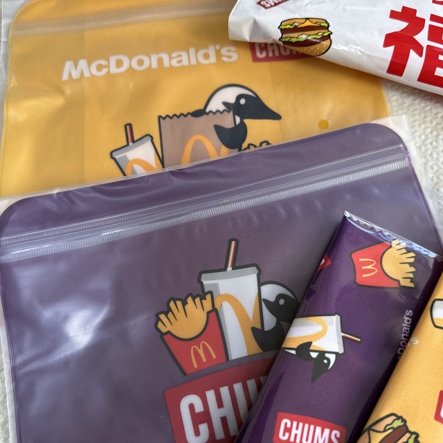 マクドナルド(マクドナルド)のマクドナルド　福袋2023 グッズ＋引換券 チケットの優待券/割引券(フード/ドリンク券)の商品写真