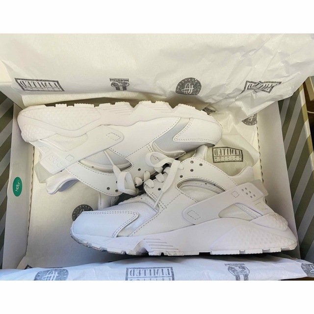 NIKE(ナイキ)の【NIKE】W AIR HUARACHE レディースの靴/シューズ(スニーカー)の商品写真