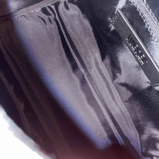 DIESEL - 【超美品】DIESEL MERI ミニボストンバッグ ストラップ DIESEL - 【超美品】DIESEL MERI ミニボストンバッグ ストラップ