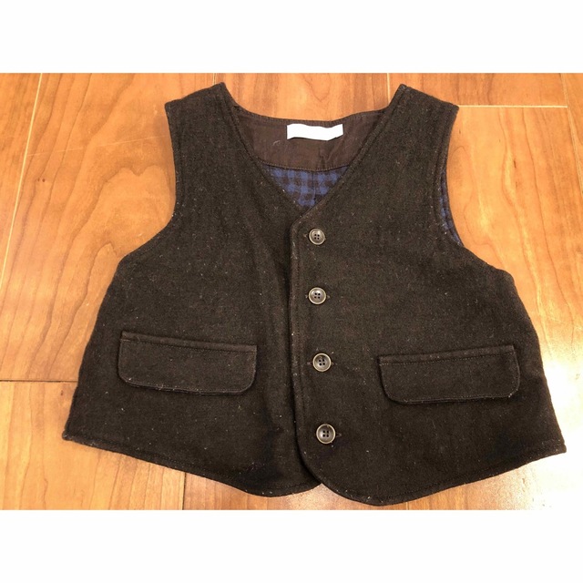 Fusen-Usagi(フーセンウサギ)のベスト キッズ/ベビー/マタニティのキッズ服男の子用(90cm~)(ジャケット/上着)の商品写真