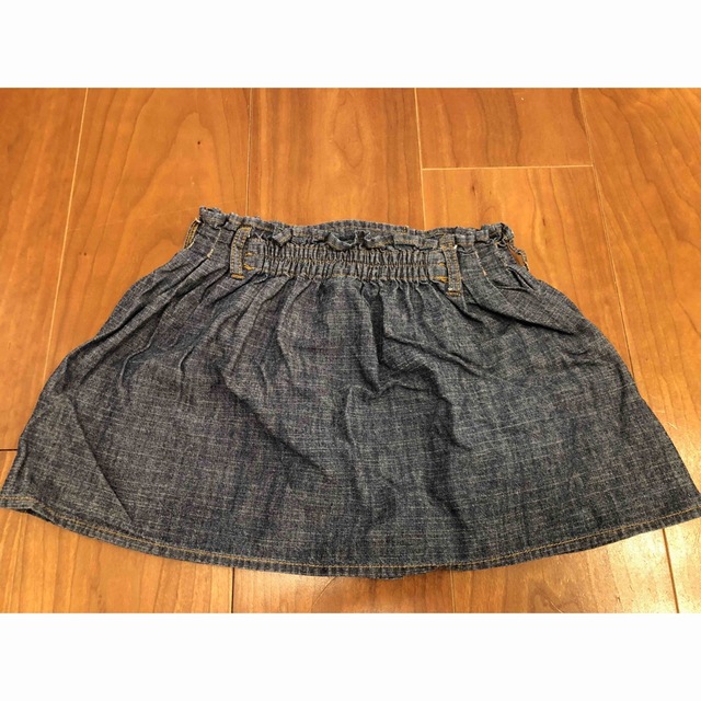 OshKosh(オシュコシュ)のスカート　100cm  美品 キッズ/ベビー/マタニティのキッズ服女の子用(90cm~)(スカート)の商品写真