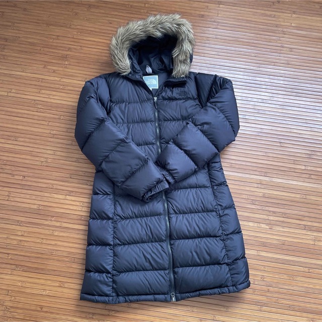 THE NORTH FACE(ザノースフェイス)のTHE NORTH FACEダウンコート　【即日発送可能】 レディースのジャケット/アウター(ダウンコート)の商品写真