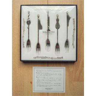 ミキモト(MIKIMOTO)の【新品・未使用】MIKIMOTO　パール付　楽器モチーフ　カトラリー　5本セット(カトラリー/箸)