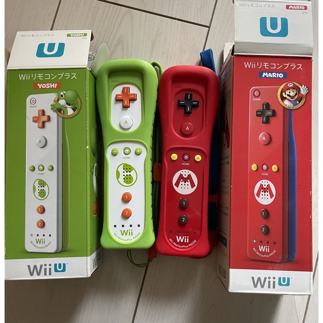 Wii U(ウィーユー)のWiiリモコンプラス マリオ・ヨッシー エンタメ/ホビーのゲームソフト/ゲーム機本体(家庭用ゲーム機本体)の商品写真