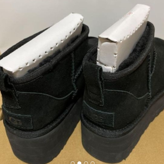 UGG クラシック ウルトラミニ プラットフォーム 23cm ブラック 商品の