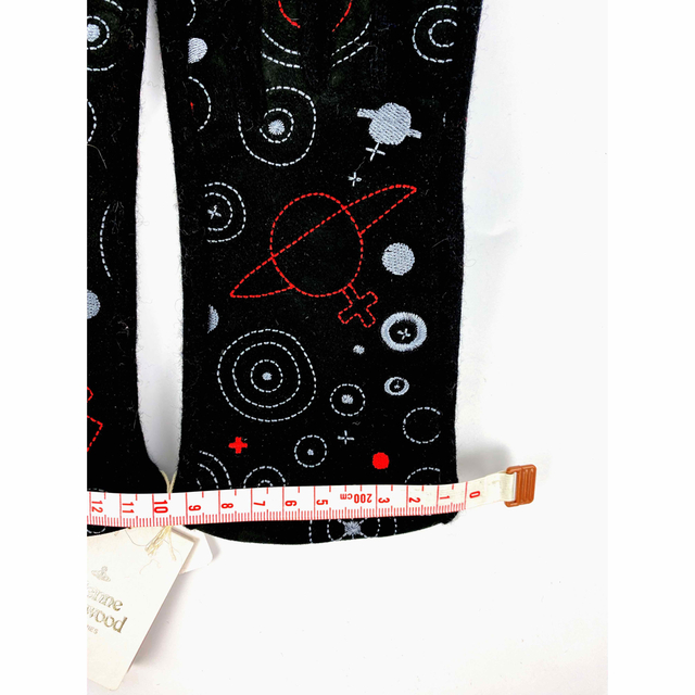 Vivienne Westwood(ヴィヴィアンウエストウッド)のヴィヴィアンウエストウッド　手袋　オーブ　ドット　ブラック　黒スエード　羊革　毛 レディースのファッション小物(手袋)の商品写真