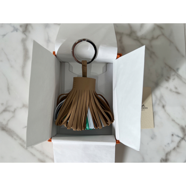 お値下げ♡新品 HERMES キーホルダー カルメン トリコロール-