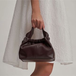 チャールズアンドキース(Charles and Keith)のCHARLES&KEITH バッグ(ハンドバッグ)