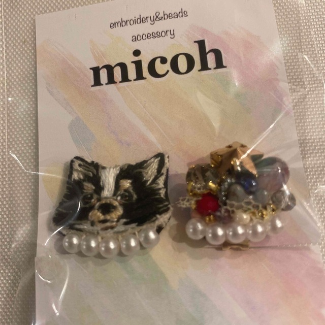 新品未使用　micoh 刺繍ピアス チワワ