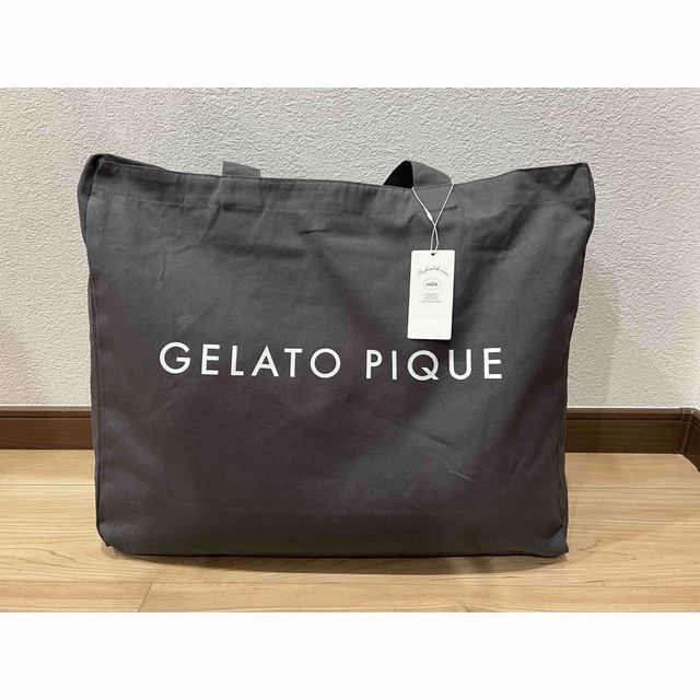 オンラインストア限定 GELATO PIQUE 福袋 2023 B