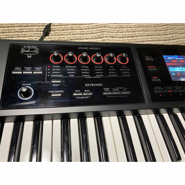 Roland(ローランド)の【うに様専用】Roland FA-06 61鍵シンセサイザー 楽器の鍵盤楽器(キーボード/シンセサイザー)の商品写真