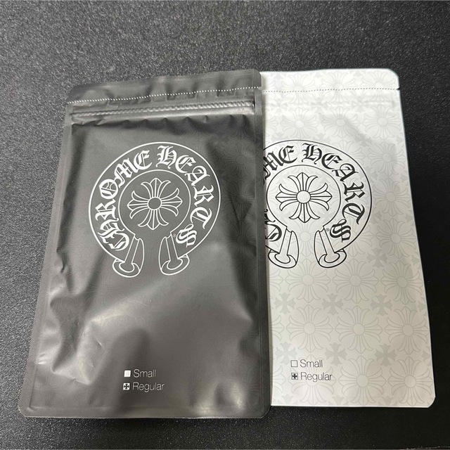 Chrome Hearts(クロムハーツ)のクロムハーツ マスク 白黒セット メンズのファッション小物(その他)の商品写真