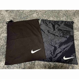 ナイキ(NIKE)の【お値下げ大歓迎】NIKE シューズバック　袋　2点まとめ売り(バッグ/レッスンバッグ)